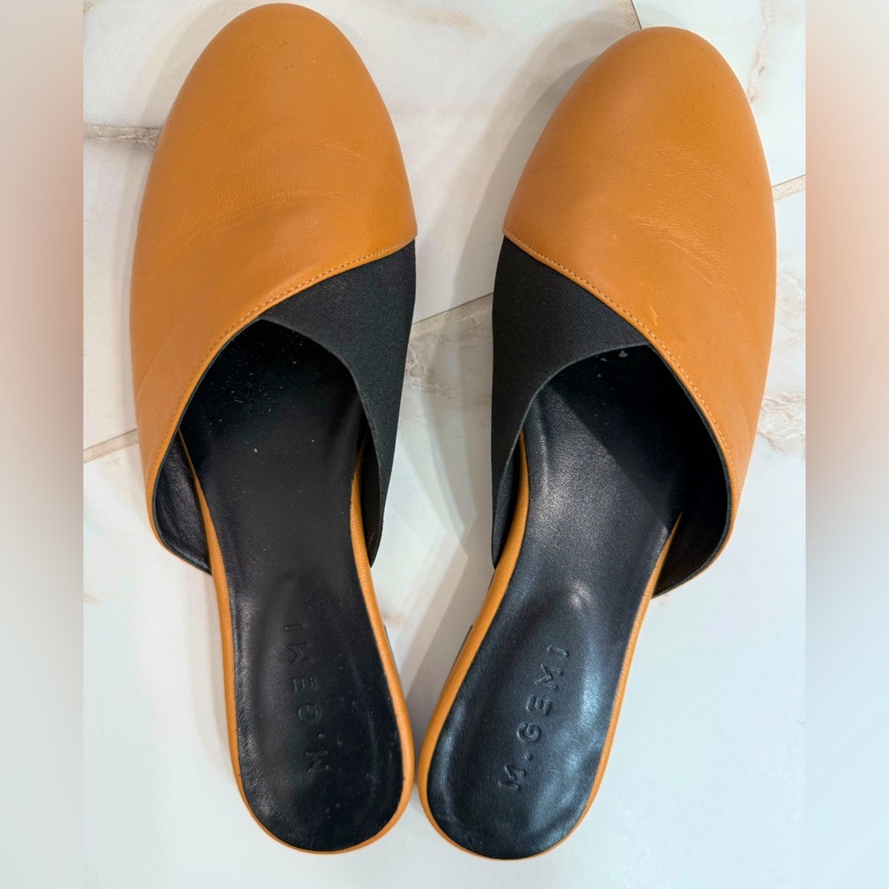 M. Gemi brand slip on mules, 2 toned, black/dark yellow.